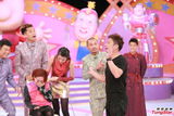 组图：郑伊健陈小春《无敌奖门人》录影玩游戏