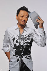 高清图：郭涛造型照新鲜出炉  Pop绅士魅力无限