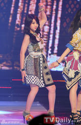 组图：泰蒂徐《M！Countdown》热辣夺冠 Apink回归