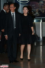 组图：晶刚香港大婚 伏明霞手挽丈夫梁锦松现身