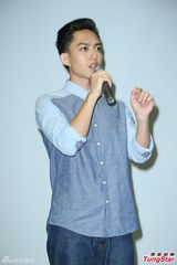 组图：林宥嘉出席新书签售 不承认与邓紫棋游学