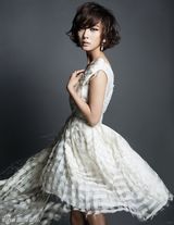 组图：王珞丹写真黑白配 身姿曼妙气质优雅