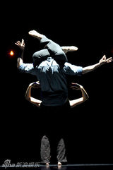 幻灯图：《相聚》将谢幕 新组合擦出新火花