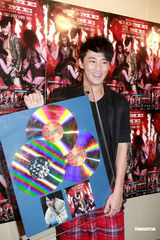 高清组图：林峰喜获三白金销量 祝捷会英皇高层捧场