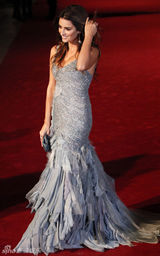 高清组图：《九》伦敦首映 刘易斯率众美女亮相