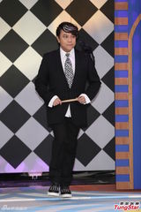 蔡康永患病毒性颜面失调后露面 面部仍不稳(图)