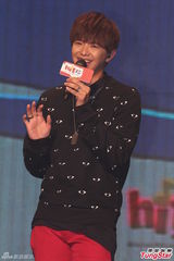 组图：电台演唱会众星上阵 杨丞琳压轴掀高潮