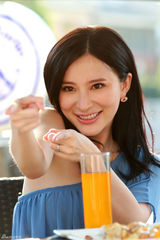 组图：苏有朋秦岚《非缘勿扰》剧照