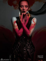 组图：章子怡登美顶级杂志 黑白大片阴郁风