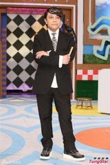 蔡康永患病毒性颜面失调后露面 面部仍不稳(图)