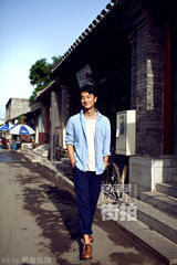 明星爱街拍7月合辑：分享仲夏浪漫色彩