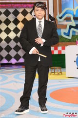 蔡康永患病毒性颜面失调后露面 面部仍不稳(图)