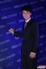 组图：贾乃亮当奶爸有难度 何洁谈释小龙超尴尬