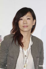 组图：林忆莲否认收入过亿 即将展开亚洲巡唱