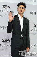 组图：帝国之子新专辑发布时隔2年整体回归