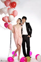 高清图：刘冬新娘装登封面 俏皮表情秀甜美性感