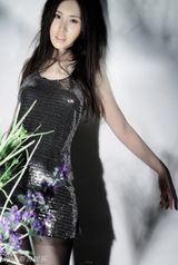 组图：80后演员田朴珺写真 曾演《甄嬛传》