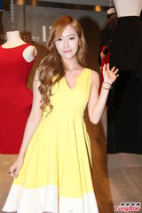 高清图：少时Jessica香港送飞吻秒杀粉丝