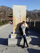 组图：《扫毒》变性人Poy北京首秀游览长城