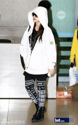 组图：东方神起等众星结束泰国演出返回韩国