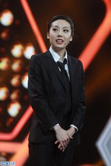 组图：《喜剧狂》郭德纲要挟媒体 谢娜哭翻全场