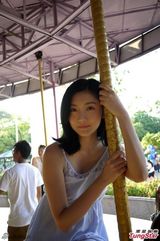 组图：周柏豪接演《四非》 象人造型惹“奇”视