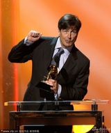 组图：《天幕杀机》格莱美获原创影视音乐专辑