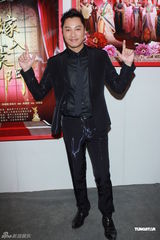 组图：谭耀文内地忙拍剧 恭喜叶德娴再封后