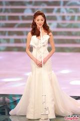 组图：本届港姐冠军陈凯琳比赛瞬间