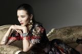组图：小宋佳美妆大片复古魅惑 红唇雪肌风情