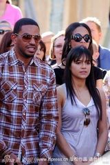 幻灯组图：卡梅隆留名星光大道 施瓦辛格到场助阵