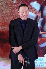 组图：《澳门风云》周润发暴瘦20公斤回归赌神