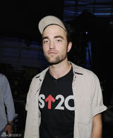 组图：众星齐聚慈善活动呼吁抵抗癌症