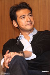 组图：《武侠》台湾举行记者会 金城武否认绯闻