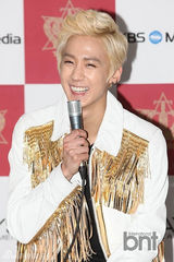 组图：韩团TEENTOP首次举办单独演唱会