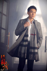 组图：《胜利者》热拍 霍政谚亦正亦邪玩潜伏