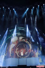 组图：Selina延迟造人 Ella挤胸性感舞老公最爱