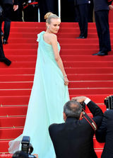 高清组图：黛安-克鲁格飘逸水蓝色斜肩礼服亮相