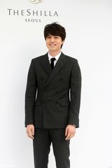 高清组图：金贤重李栋旭等出席郑俊河婚礼