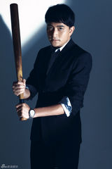 组图：卓凡运动写真 彰显动感与活力