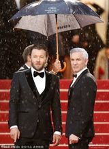 组图：《盖茨比》导演巴兹-鲁赫曼红毯绅士回眸