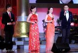幻灯图集：老中青三代歌手齐聚六十年金曲盛典