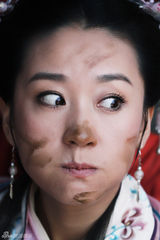 组图：《穆桂英挂帅》苗圃上演少妇也疯狂