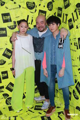 组图：何韵诗出席活动穿着个性 内地演贾宝玉