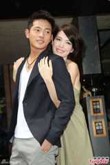 组图：《犀利人妻》金钟失利 宥胜称再接再厉