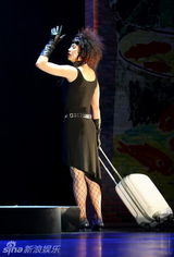 幻灯图集：邓超演话剧模仿杰克逊 孙俪给男友打满分