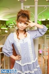 组图：中川翔子生日演出不提前男友称要向前看