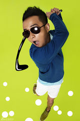 高清图：文章迎六一拍童趣写真 变超级萌爸