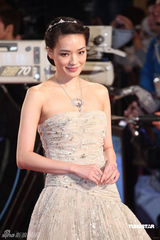 高清：舒淇华贵亮相金马 媚眼如丝神采飞扬