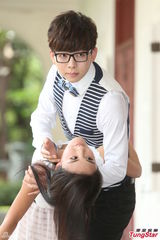 组图：胡夏和人妻宋纪妍跳舞 称电力太强